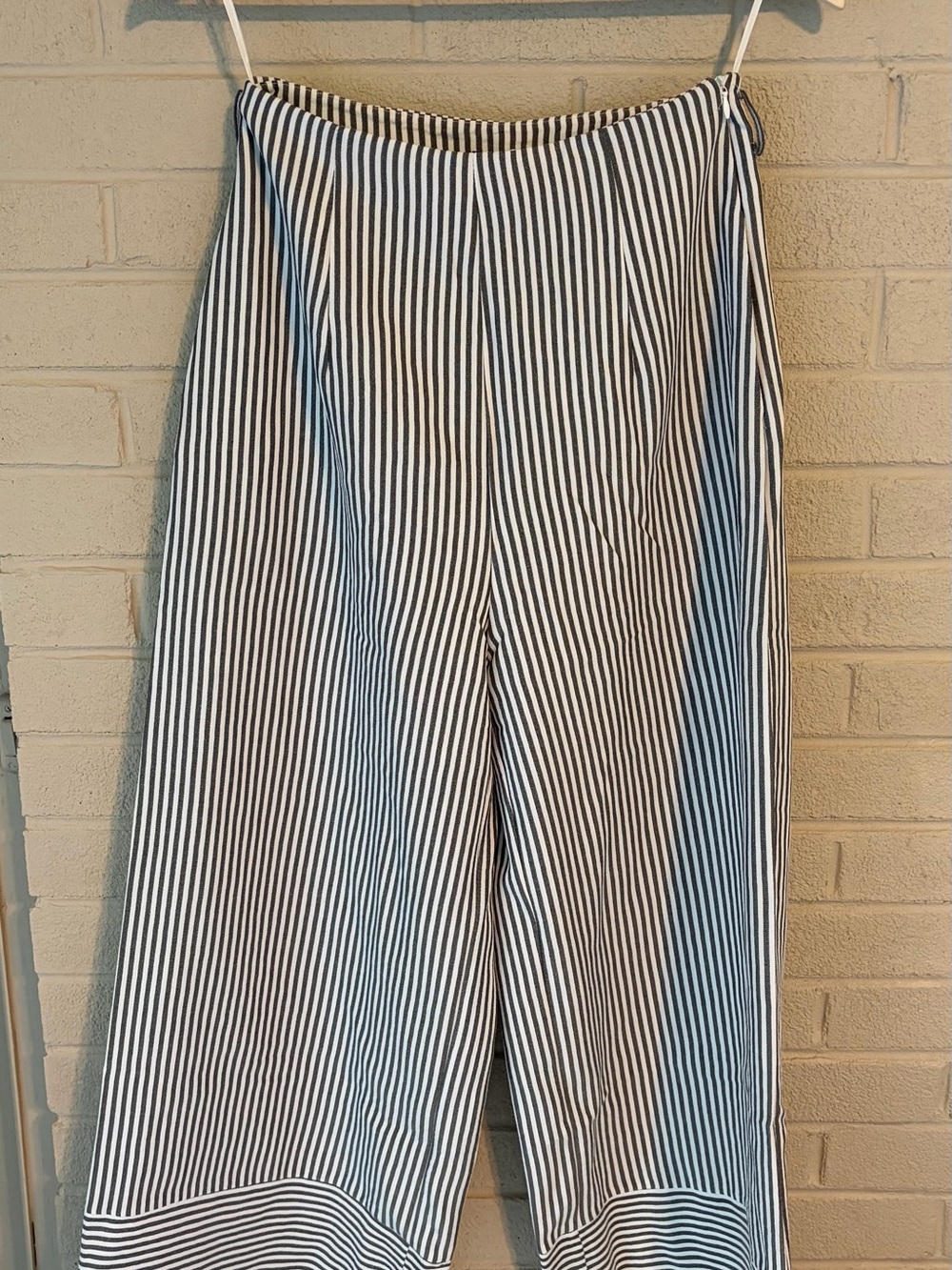 Commense Black and White Vertical-Stripe NWT Wide-Leg Chinos